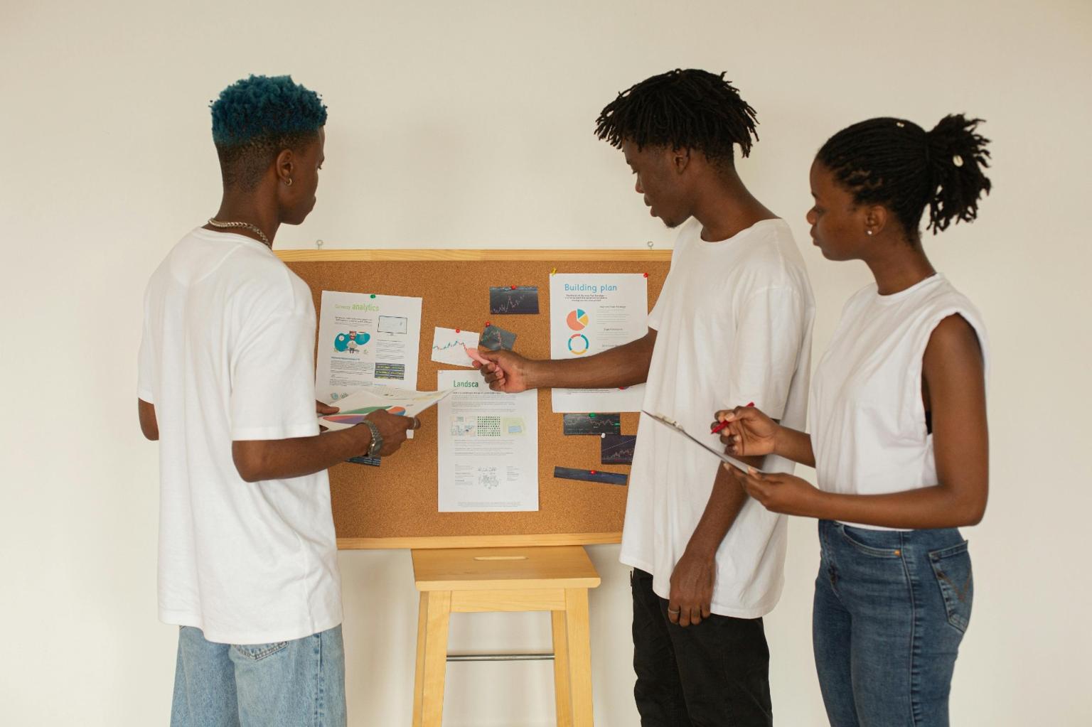 PBL Lab - Nigerian teenagers collaborating on a real venture project